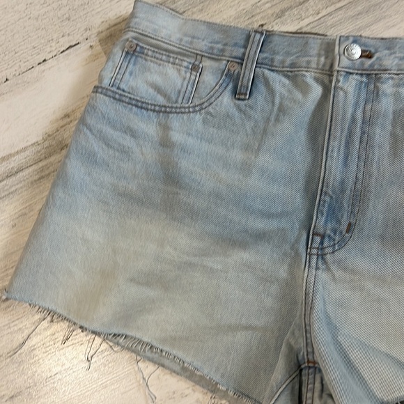 Madewell Relaxed Denim Shorts Size 32. NWT - Picture 4 of 13